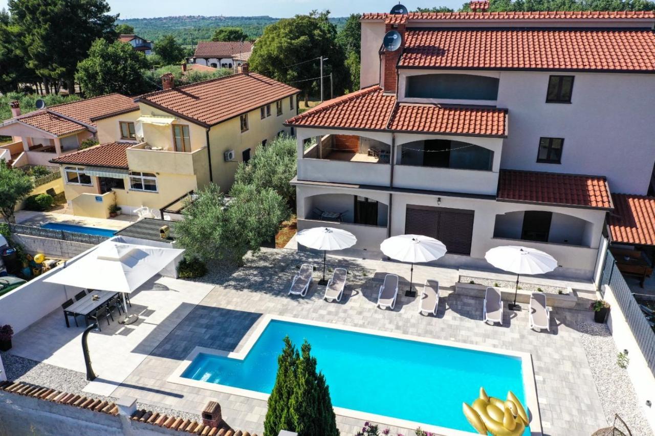 Apartment Nina With Private Pool Nova Vas  Εξωτερικό φωτογραφία